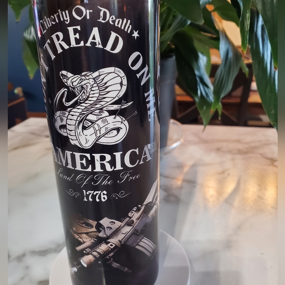 DON'T TREAD ON ME 20oz Tumbler with duo lids 🎉sale - Picture 6 of 9